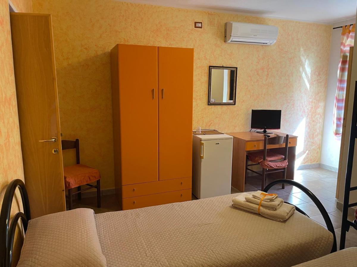 B&B Sterlizia Santa Maria la Palma Bagian luar foto